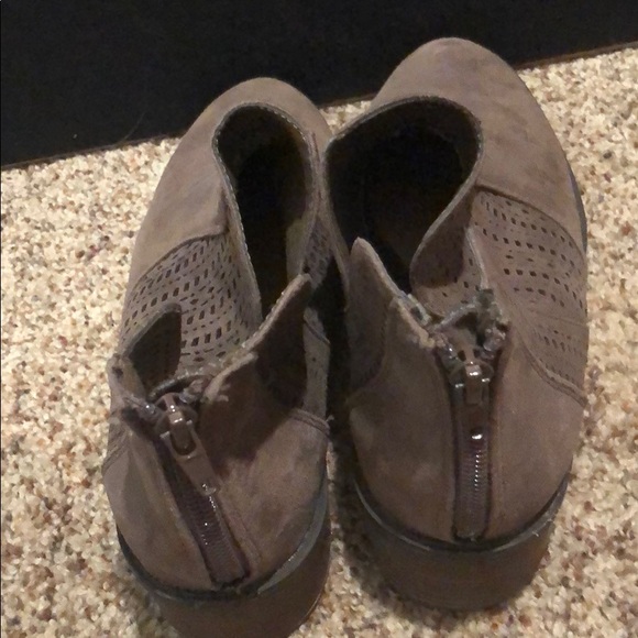 Booties - Picture 4 of 4